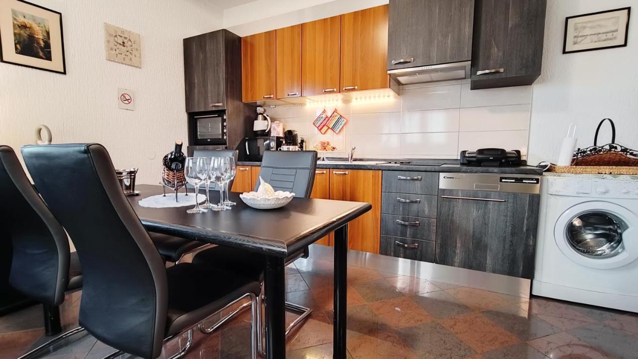 Apartman Ladybird Pula Eksteriør billede